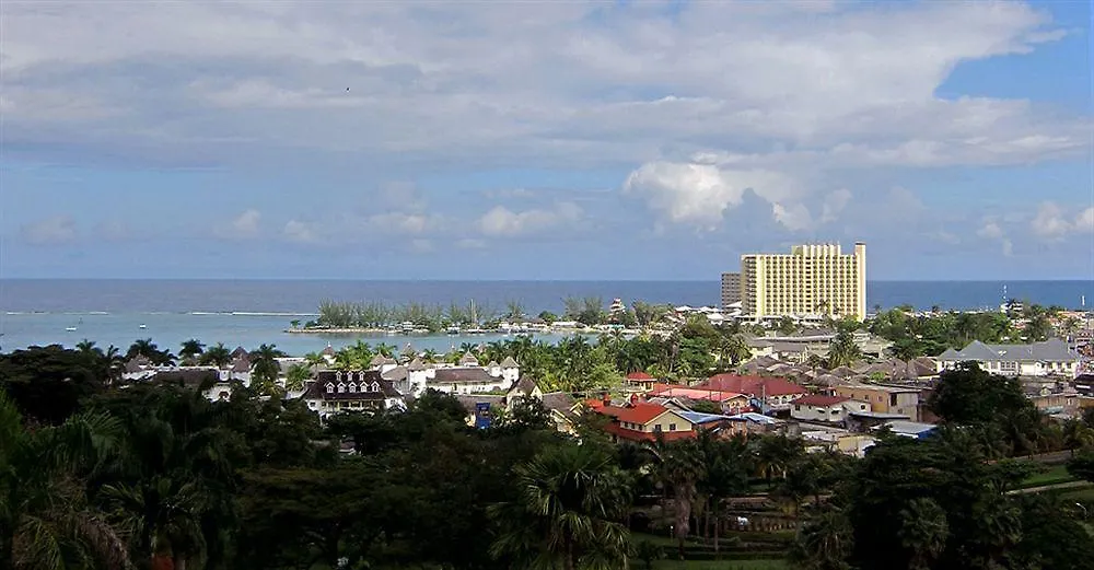 Mystic Ridge Resort Ocho Rios